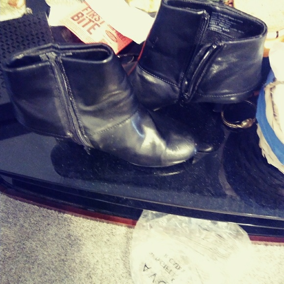 Boots - Picture 2 of 3